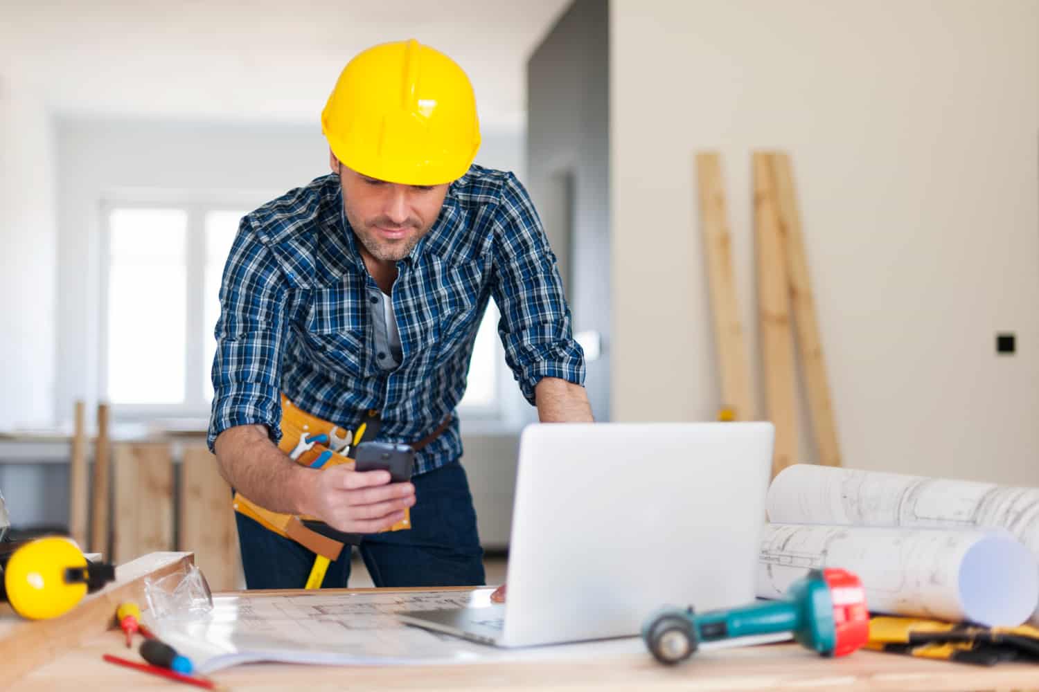 busy-building-contractor-work